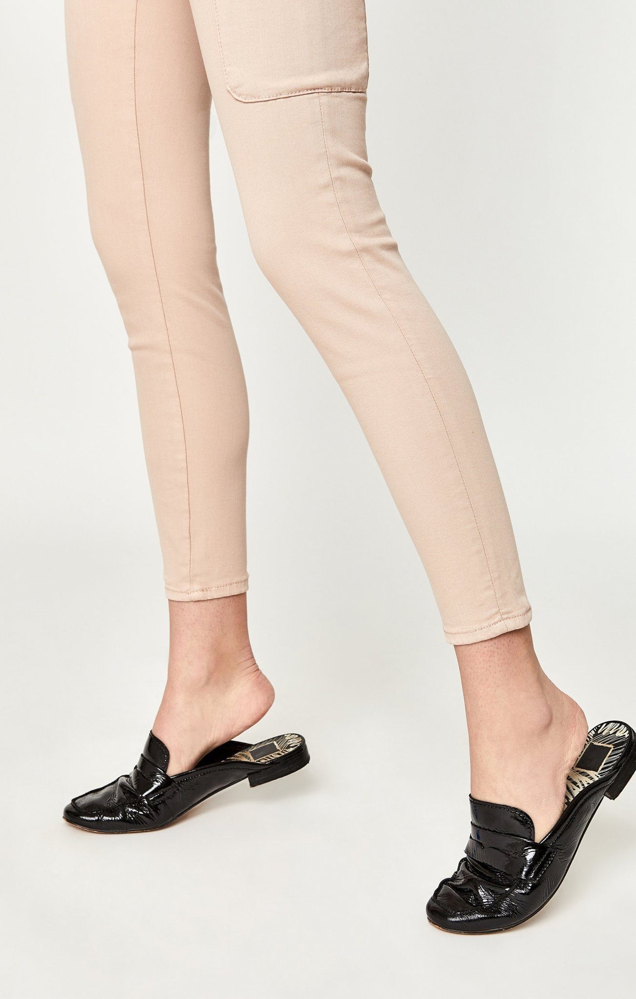 JULIETTE SKINNY CARGO IN LT PEACH TWILL - Mavi Jeans