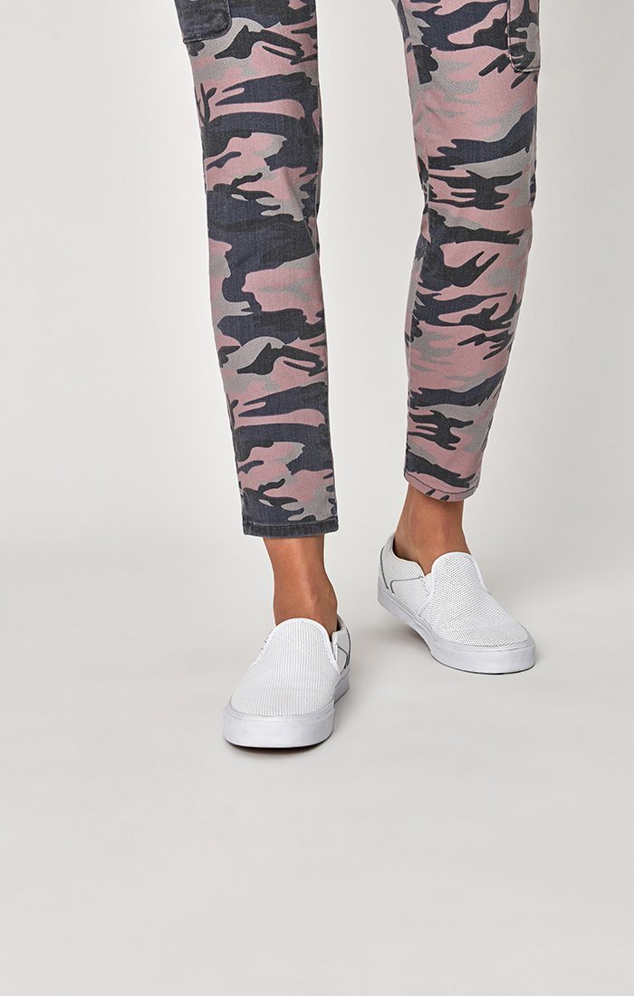 JULIETTE SKINNY CARGO IN PINK CAMO - Mavi Jeans