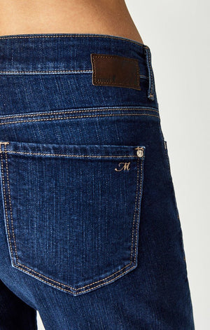 NIKI STRAIGHT CROP IN DARK INDIGO BLOCKING - Mavi Jeans