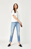 LEA HIGH RISE BOYFRIEND IN LT RIPPED VINTAGE - Mavi Jeans