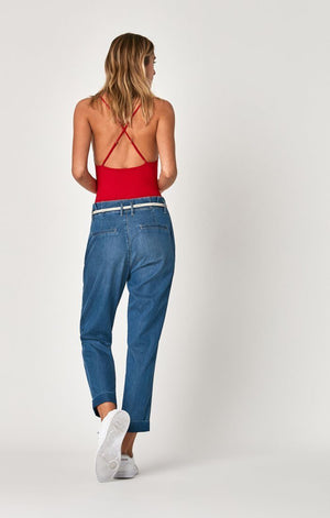 BECCA IN MID SUMMER DENIM - Mavi Jeans