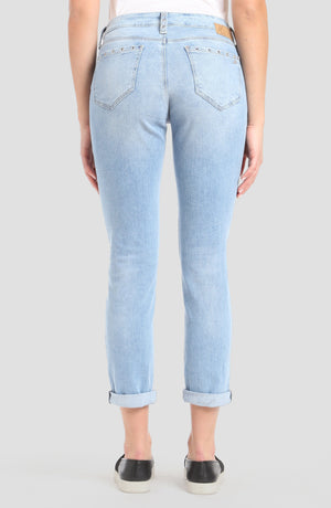 ADA BOYFRIEND IN LT RIPPED EYELET - Mavi Jeans