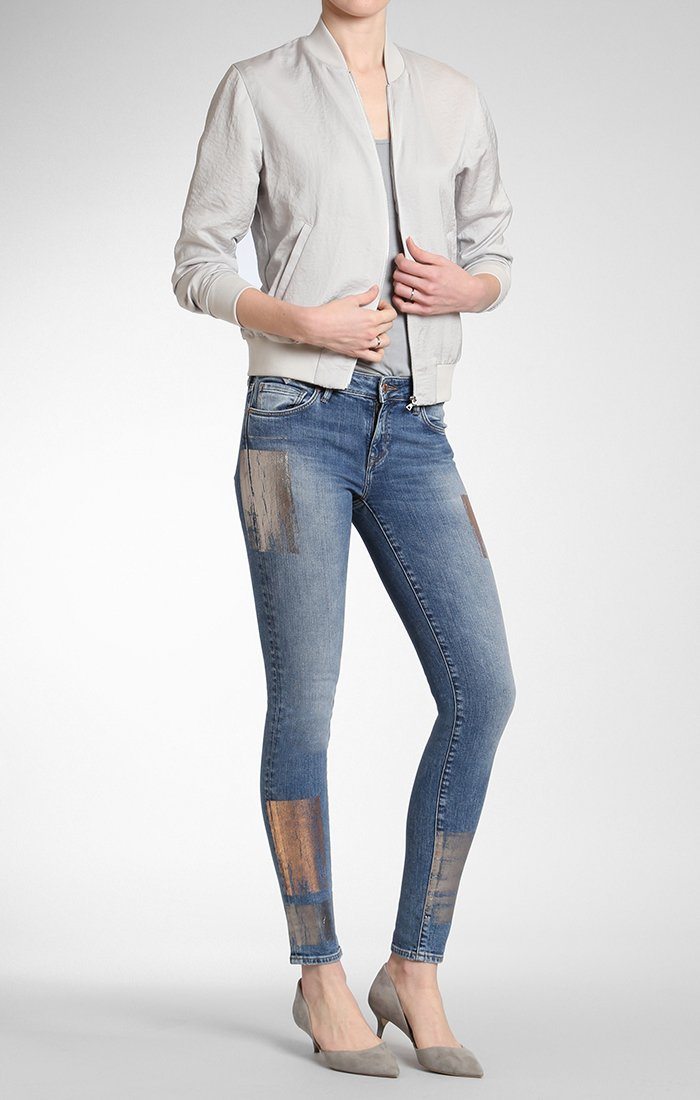 ADRIANA SUPER SKINNY IN GALACTIC PATCH INDIGO - Mavi Jeans