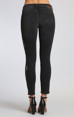 ADRIANA ANKLE SUPER SKINNY IN SMOKE ROSE EMBROIDERY - Mavi Jeans