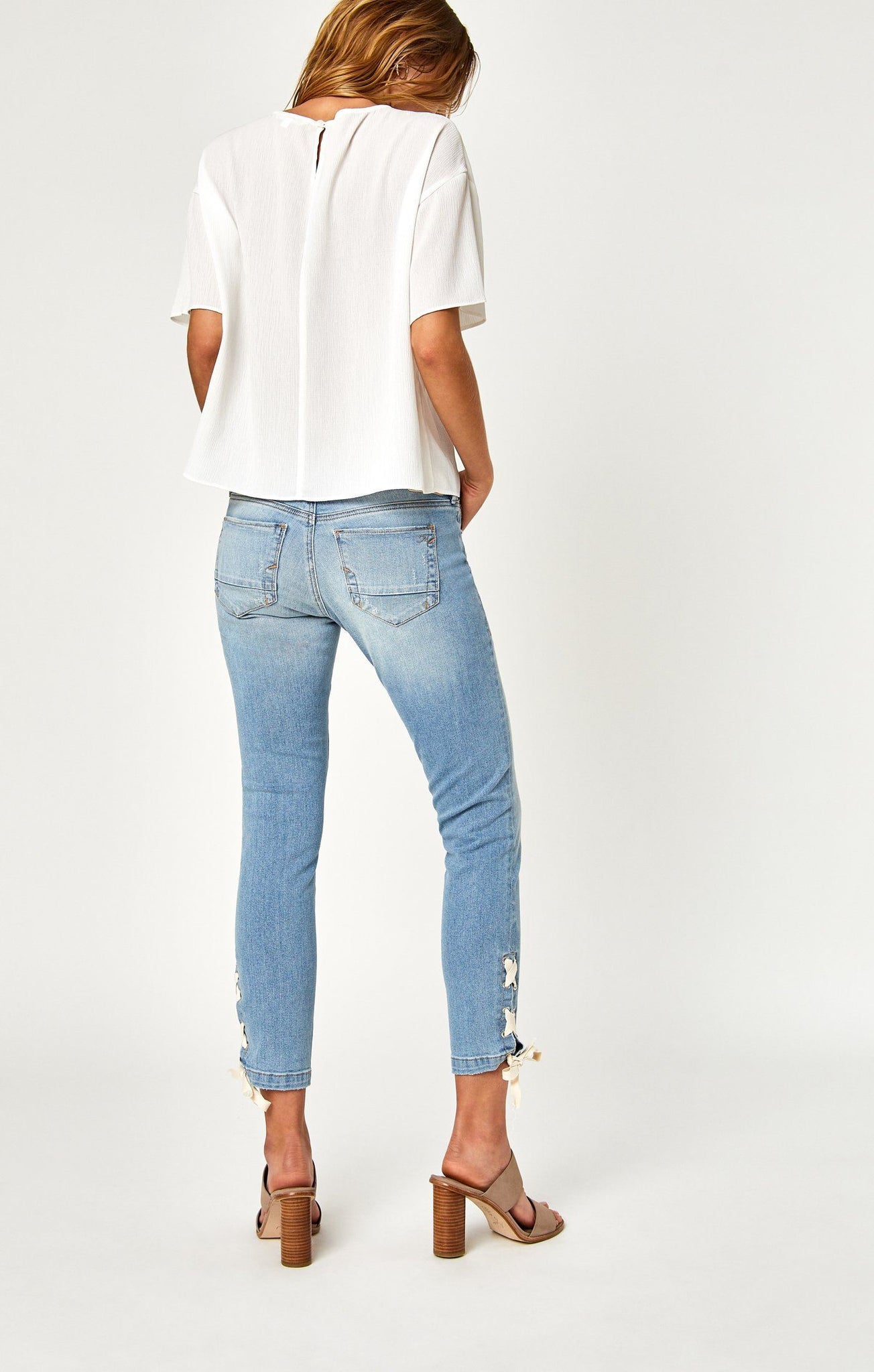 ADRIANA ANKLE SUPER SKINNY IN BLEACH SUMMER LACE - Mavi Jeans