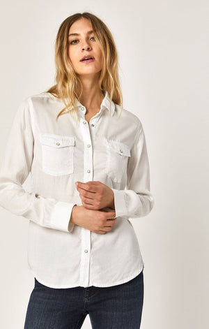 ELSA FITTED DENIM SHIRT IN WHITE GOLD - Mavi Jeans