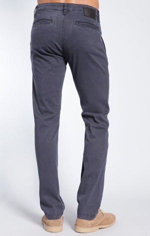 JOHNNY SLIM LEG CHINO IN INDIGO TWILL - Mavi Jeans