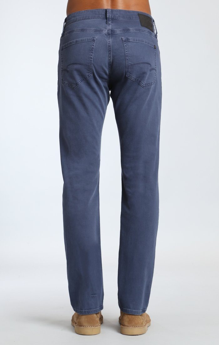 ZACH STRAIGHT LEG IN MOOD INDIGO COMFORT - Mavi Jeans