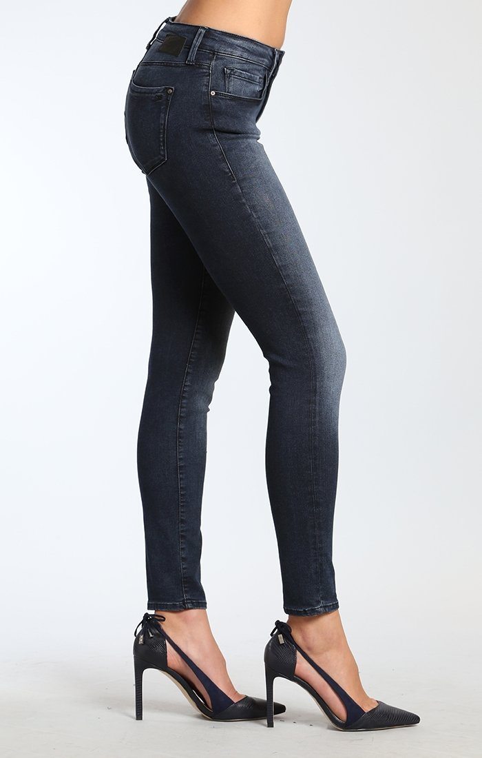 ALEXA SKINNY IN FOGGY TRIBECA - Mavi Jeans