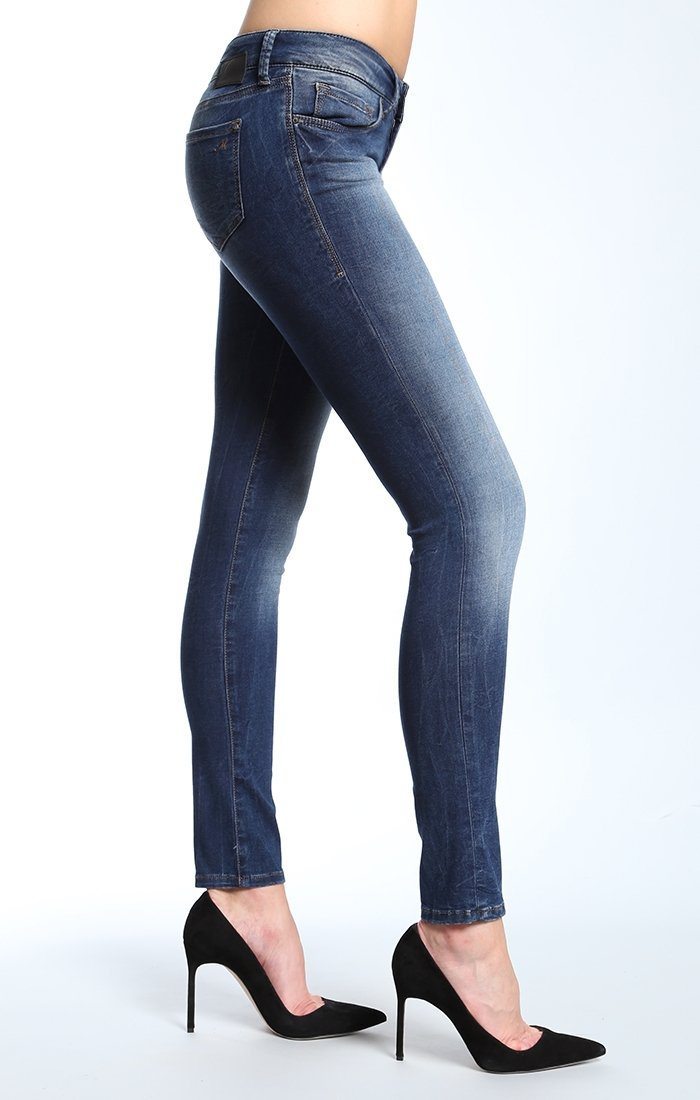 SERENA SUPER SKINNY IN USED SOFT SHANTI - Mavi Jeans