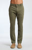 EDWARD CHINO IN OLIVE TWILL - Mavi Jeans