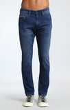 JAKE SLIM LEG IN MIDNIGHT ULTRA MOVE WHITE EDGE - Mavi Jeans