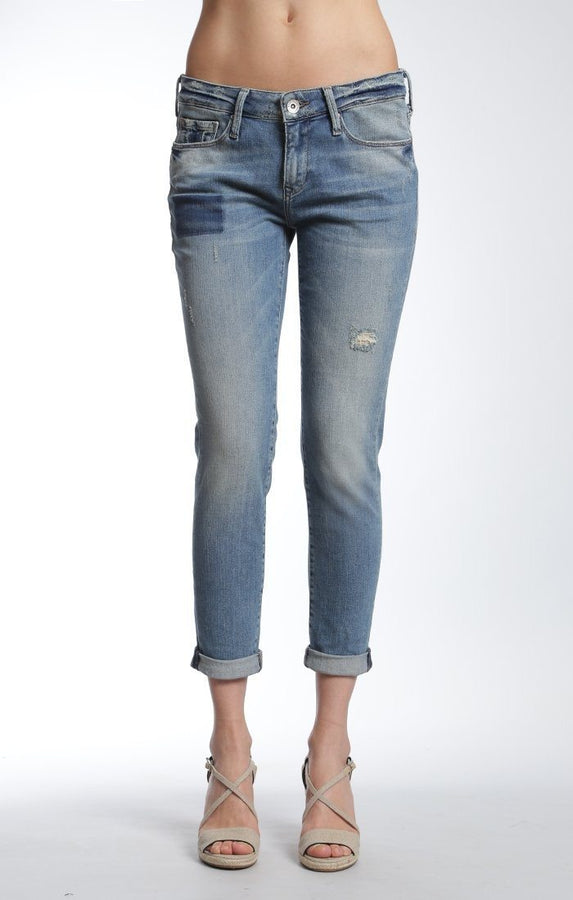 ADA BOYFRIEND IN SHADED RIPPED VINTAGE - Mavi Jeans