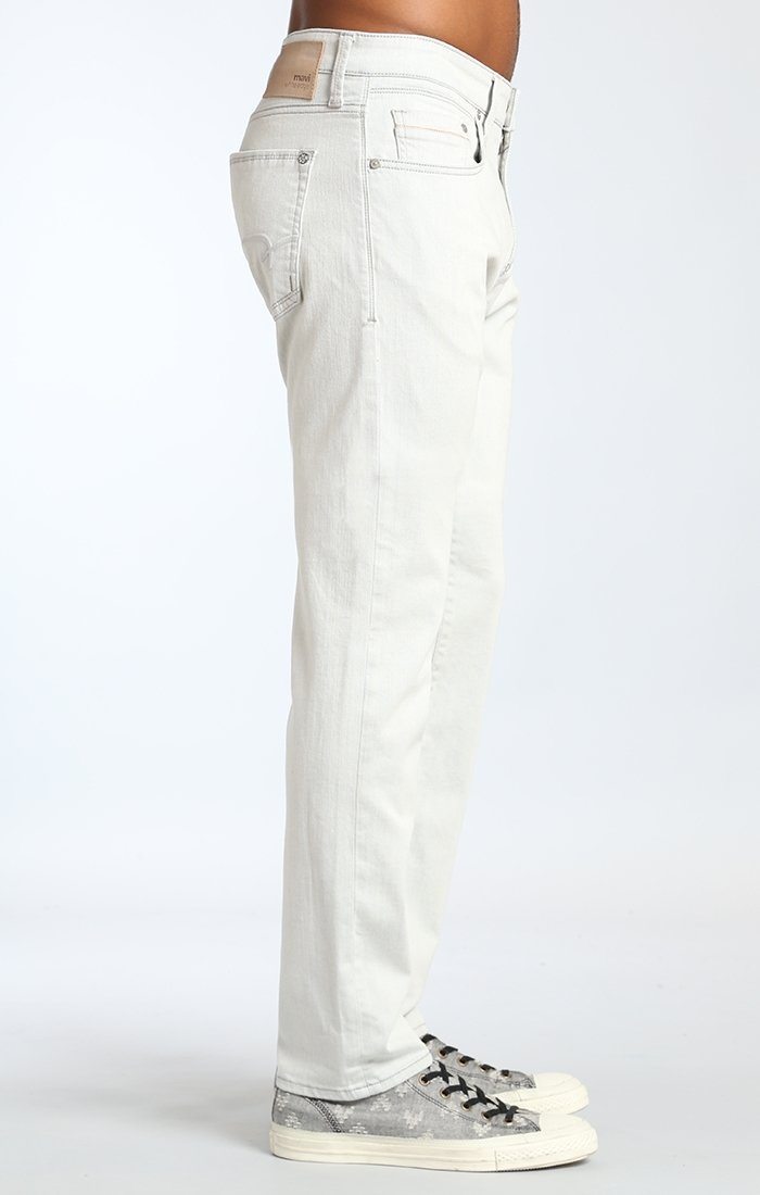 JAKE SLIM LEG IN LT GREY-BLUE REVERSED WHITE EDGE - Mavi Jeans