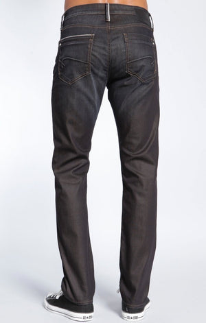 JAKE SLIM LEG IN COATED BROWN ITALY WHITE EDGE - Mavi Jeans