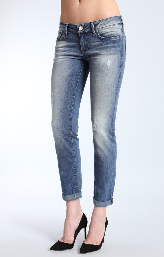 EMMA SLIM BOYFRIEND IN DISTRESSED NOLITA - Mavi Jeans