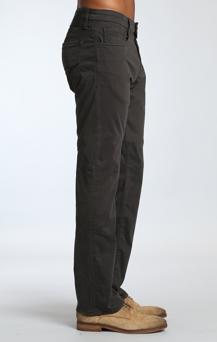 ZACH STRAIGHT LEG IN COAL TWILL - Mavi Jeans