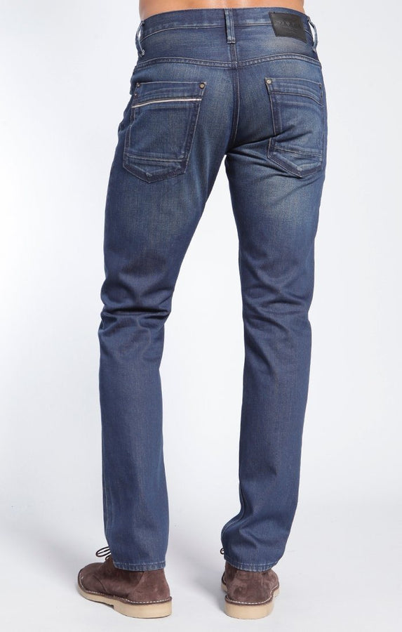 JAKE SLIM LEG IN DARK WHITE EDGE - Mavi Jeans