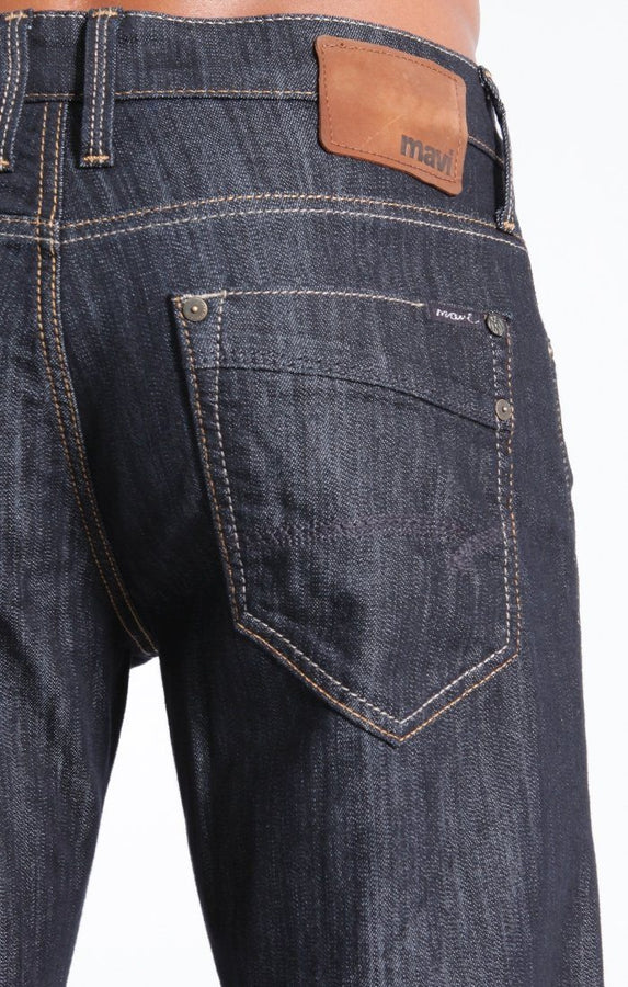 MATT RELAXED STRAIGHT LEG IN RINSE YALETOWN - Mavi Jeans