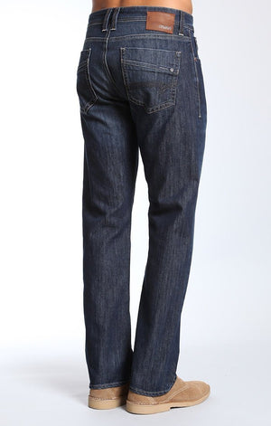 ZACH STRAIGHT LEG IN RINSE COOPER - Mavi Jeans