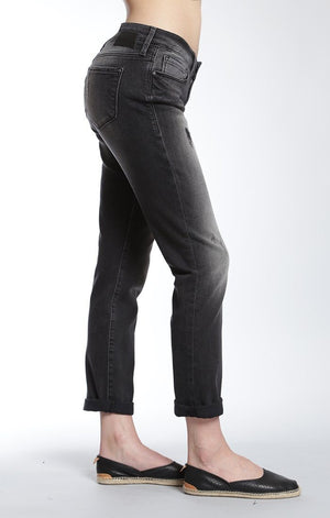 EMMA SLIM BOYFRIEND IN SMOKE VINTAGE - Mavi Jeans