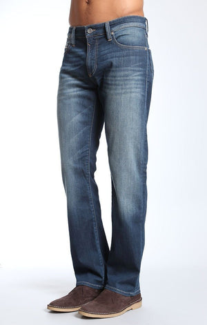 ZACH STRAIGHT LEG IN RIVER BLUE WHITE EDGE - Mavi Jeans