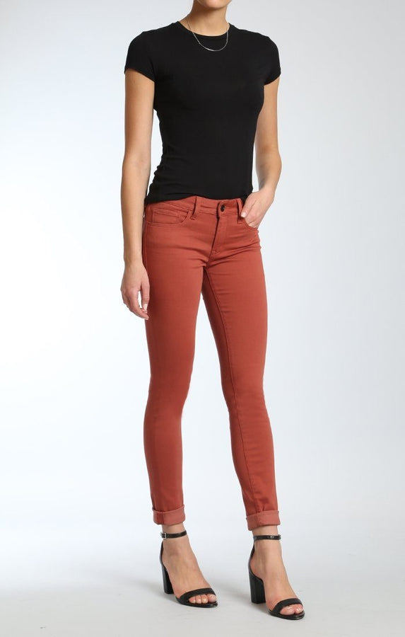 ADRIANA SUPER SKINNY IN MARSALA GOLD SATEEN - Mavi Jeans