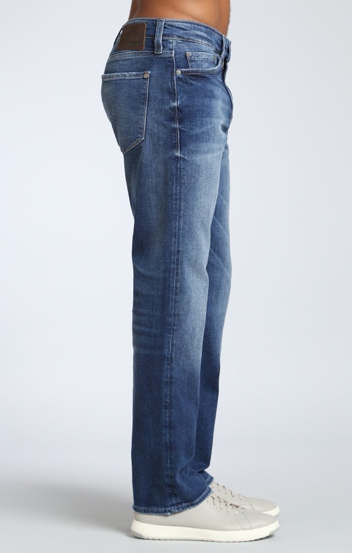 MATT RELAXED STRAIGHT LEG IN MID DISTRESSED AUTHENTIC - Mavi Jeans