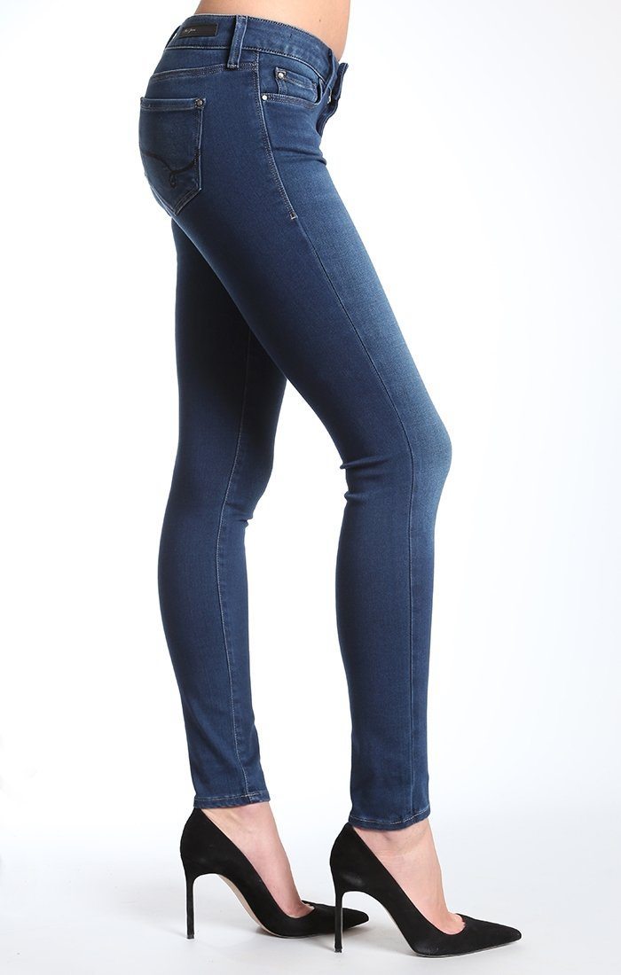 ADRIANA SUPER SKINNY IN DARK LUX SATEEN - Mavi Jeans