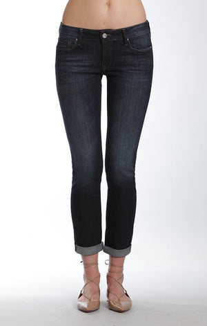 EMMA SLIM BOYFRIEND IN DEEP BRUSHED VINTAGE - Mavi Jeans