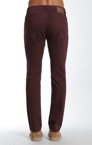 JAKE SLIM LEG IN BURGUNDY COLORED DENIM - Mavi Jeans