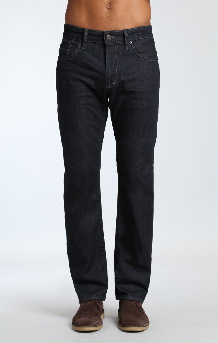 ZACH STRAIGHT LEG IN DEEP RINSE YALETOWN - Mavi Jeans