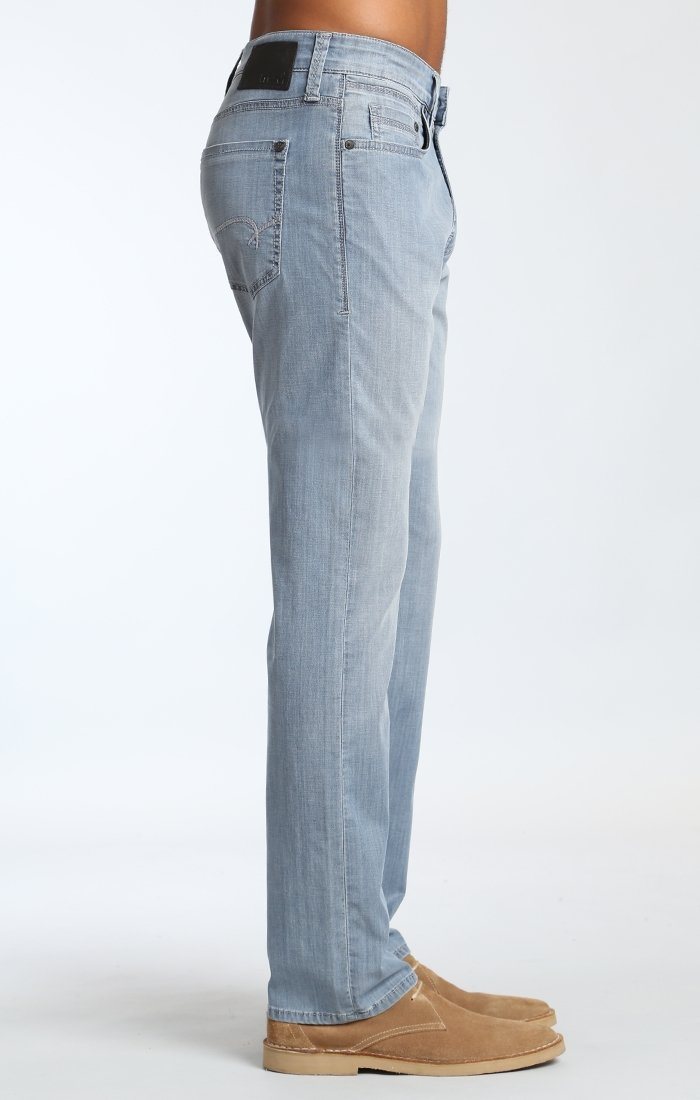 MYLES STRAIGHT LEG IN LIGHT CHAMBRAY - Mavi Jeans