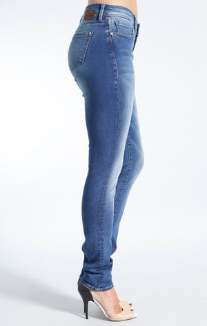 ALEXA SKINNY IN LIGHT BRUSHED SHANTI - Mavi Jeans