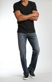 ZACH STRAIGHT LEG IN DARK FOGGY WILLIAMSBURG - Mavi Jeans