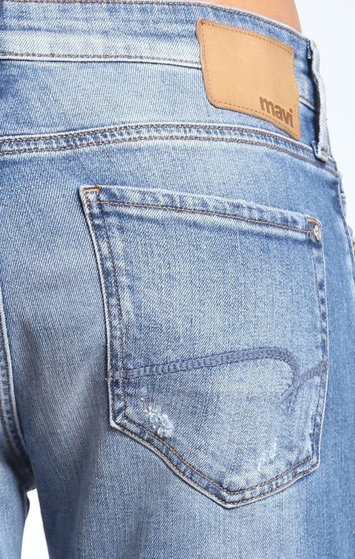 JAKE SLIM LEG IN MID PATCHED WILLIAMSBURG - Mavi Jeans