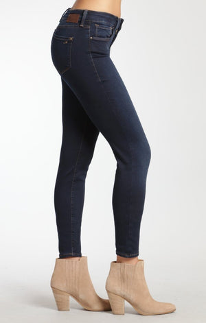 ADRIANA SUPER SKINNY IN DEEP SATEEN SHANTI POPSTAR - Mavi Jeans