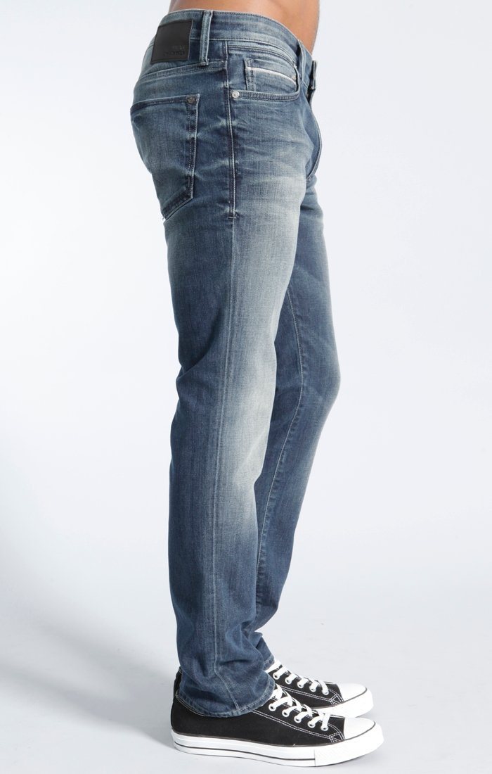 DANIEL SKINNY IN USED COOL WHITE EDGE - Mavi Jeans