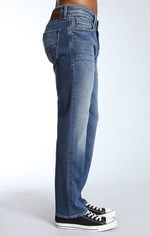 ZACH STRAIGHT LEG IN MID YALETOWN VINTAGE - Mavi Jeans