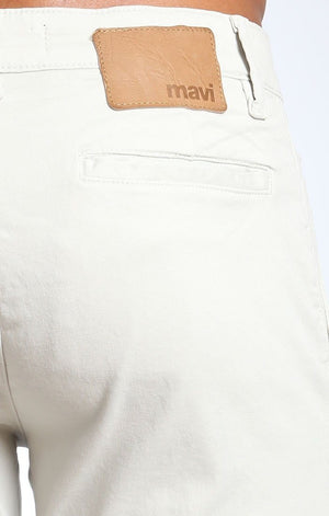 JOHNNY SLIM LEG CHINO IN BONE TWILL - Mavi Jeans