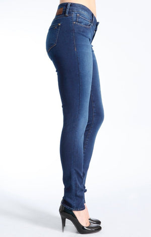 SERENA SUPER SKINNY IN DARK SATEEN SHANTI - Mavi Jeans