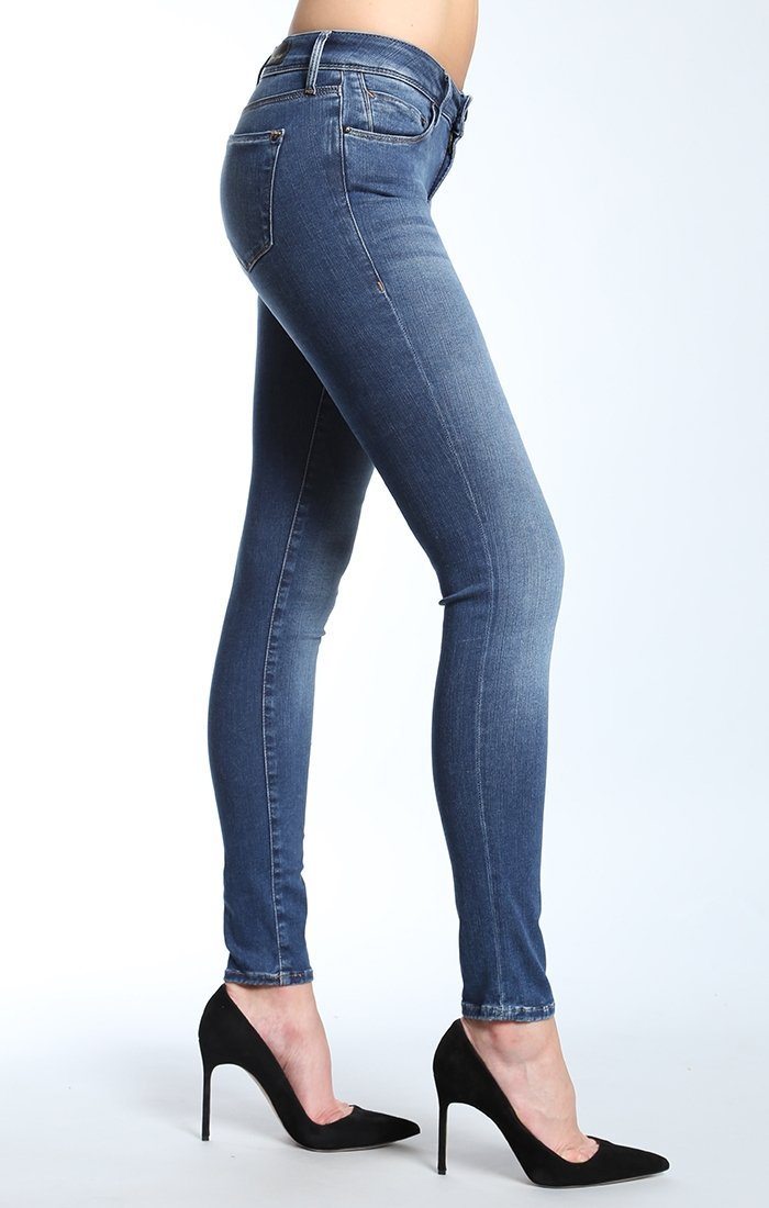 ADRIANA SUPER SKINNY IN MID GOLD REFORM XP - Mavi Jeans