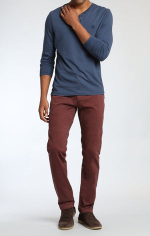 EDWARD CHINO IN BURGUNDY TWILL - Mavi Jeans