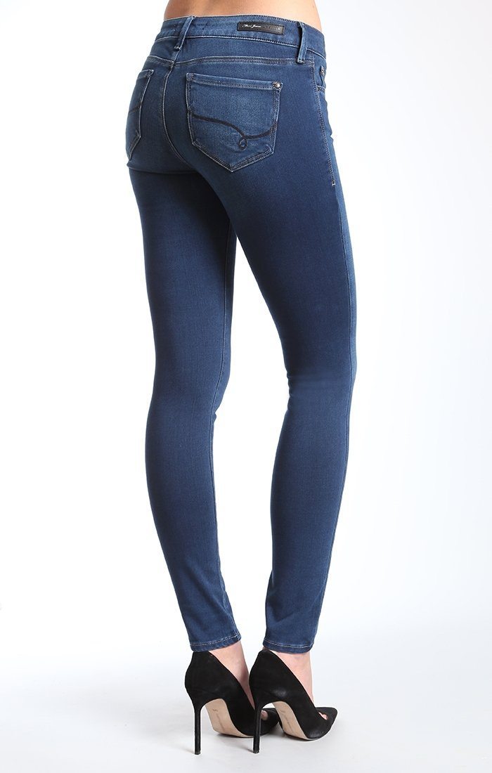 ADRIANA SUPER SKINNY IN DARK LUX SATEEN - Mavi Jeans