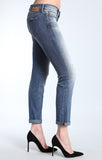 EMMA SLIM BOYFRIEND IN DISTRESSED NOLITA - Mavi Jeans