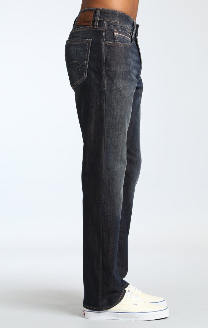 MYLES STRAIGHT LEG IN DARK YALETOWN - Mavi Jeans