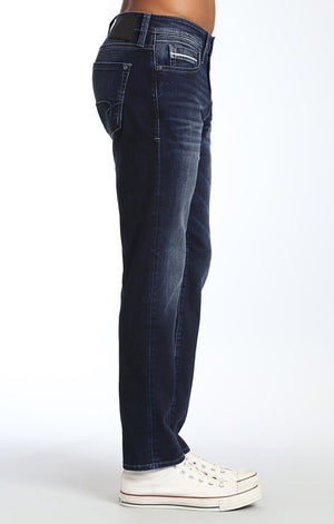 MARCUS SLIM STRAIGHT LEG IN DEEP I-CORE WHITE EDGE - Mavi Jeans