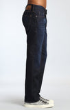 ZACH STRAIGHT LEG IN RINSE BRUSHED WILLIAMSBURG - Mavi Jeans