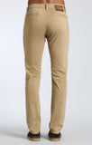 JOHNNY SLIM LEG CHINO IN LT BRITISH KHAKI TWILL - Mavi Jeans